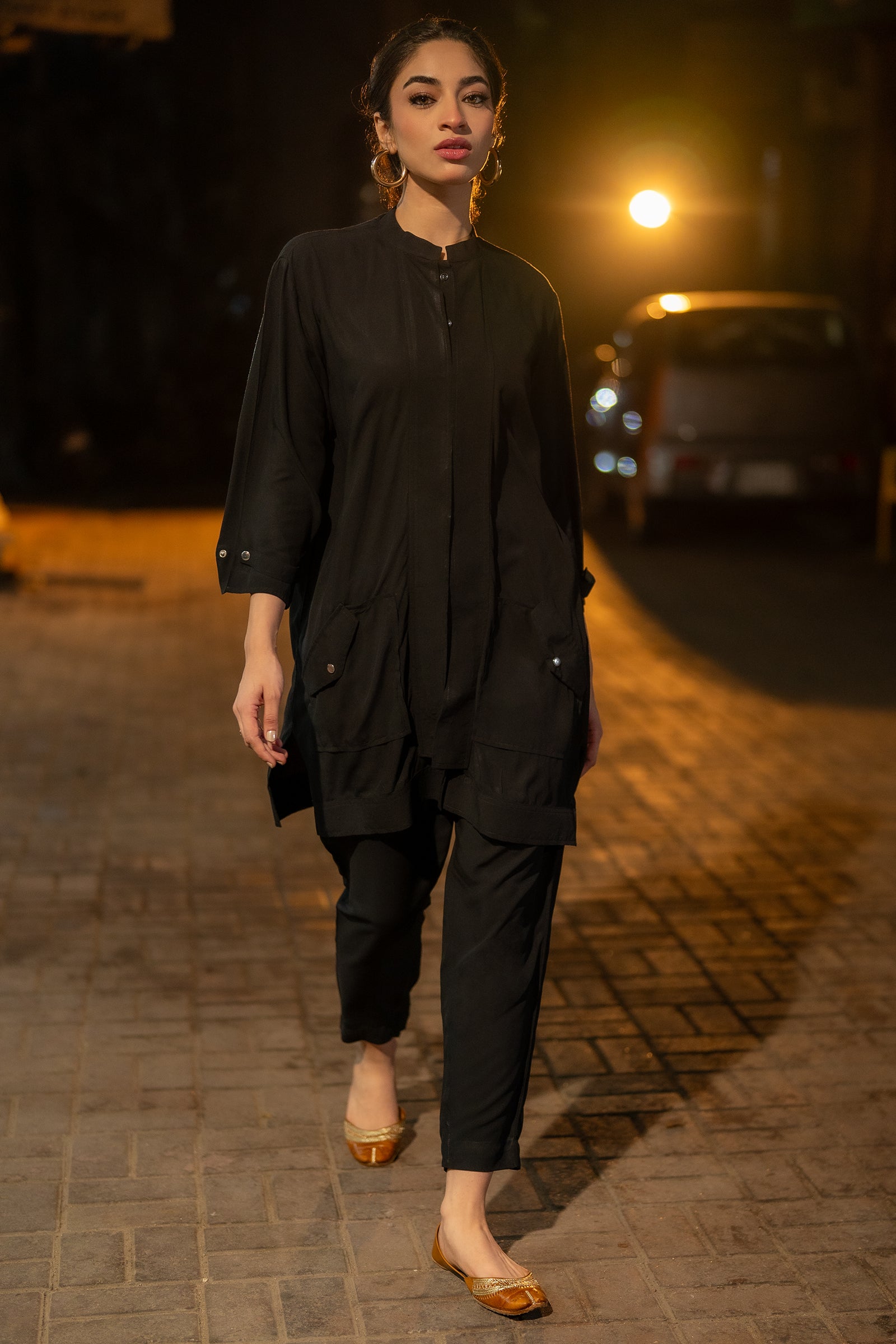 Overlapped 2 piece
