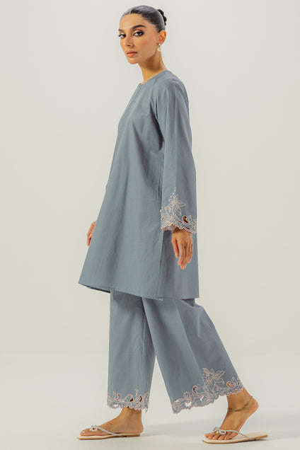 Clouded 2 piece