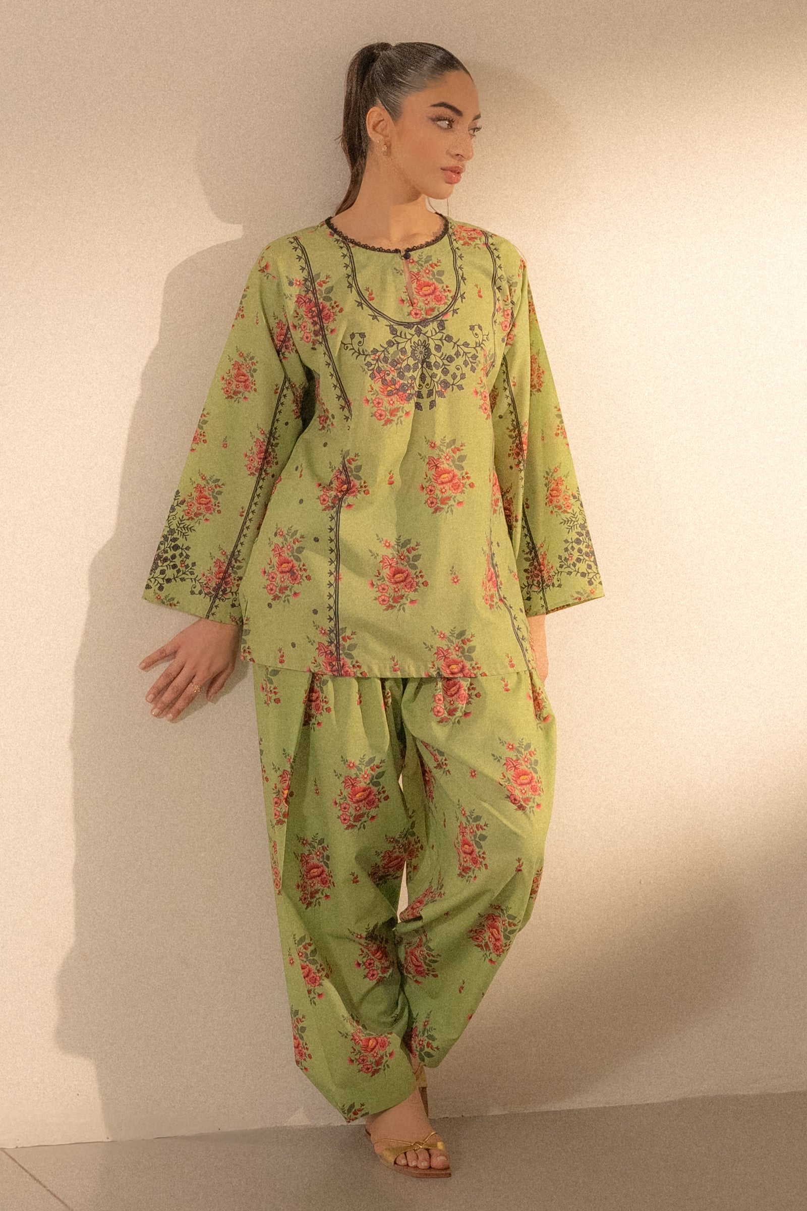 Folklore 2 Piece